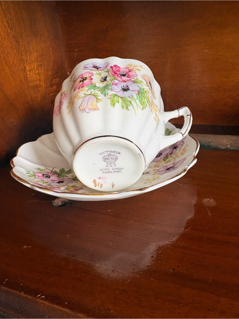 Fine Bone China Pink Floral Teacup and Saucer